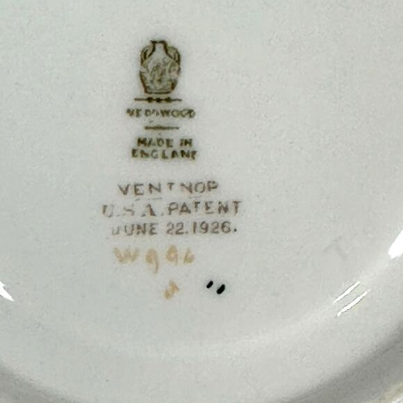 Antique Wedgwood Ventnor Enameled 6 3/8" Saucer for Soup Cup 1920's-Set of 5 - Picture 4 of 4